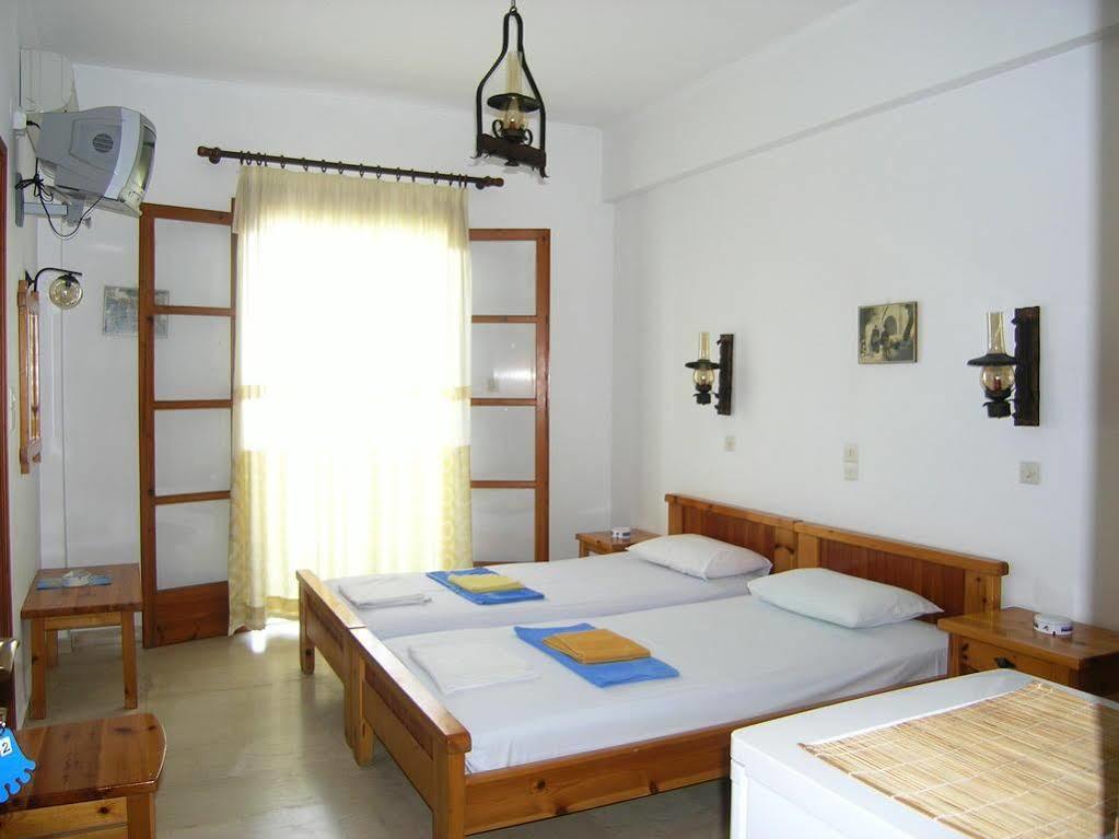 Chanioti Parikia (Paros)