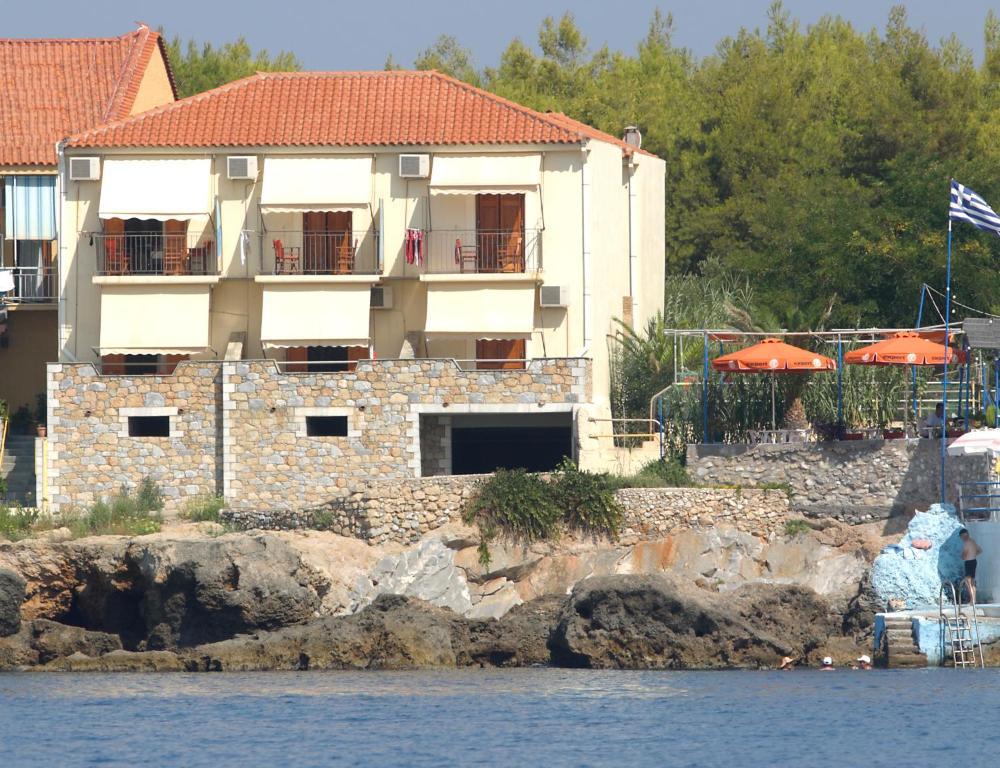 Alkyoni Apartment Agios Nikolaos (Mani)