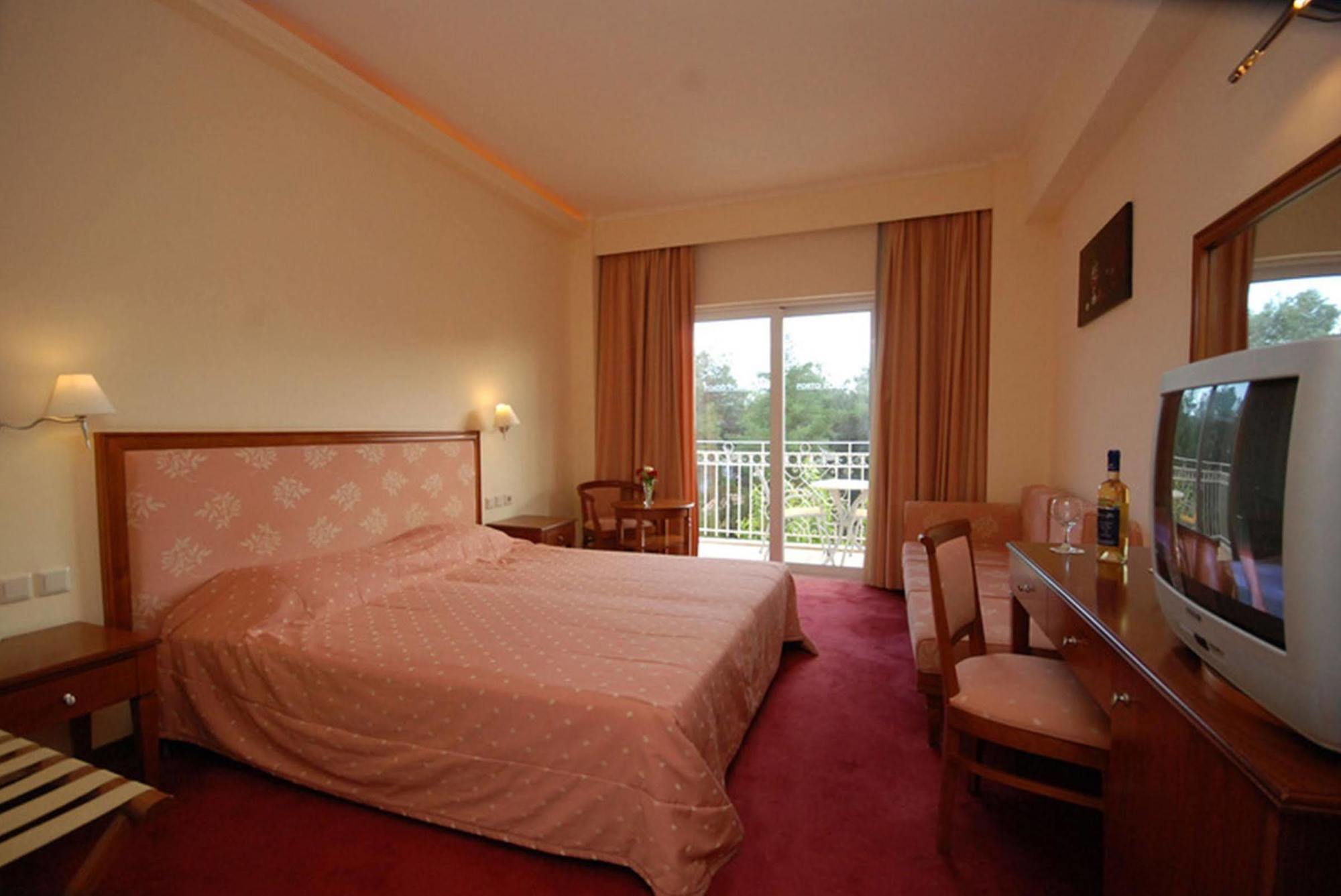 Porto & Hotel Plakias