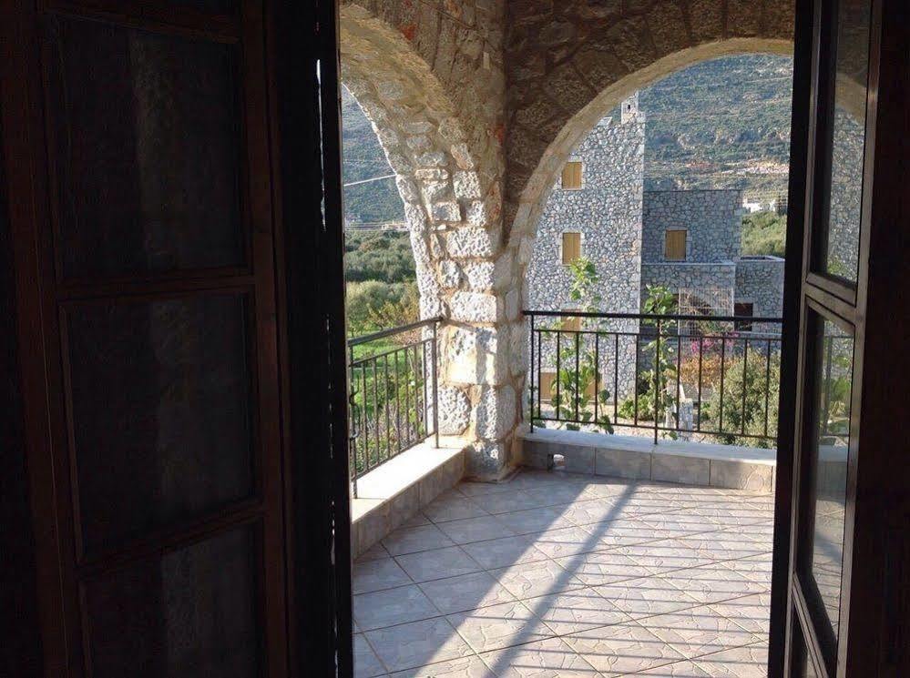 Las - Giannakakoy Traditional Stone Houses Guest house Neo Oitilo
