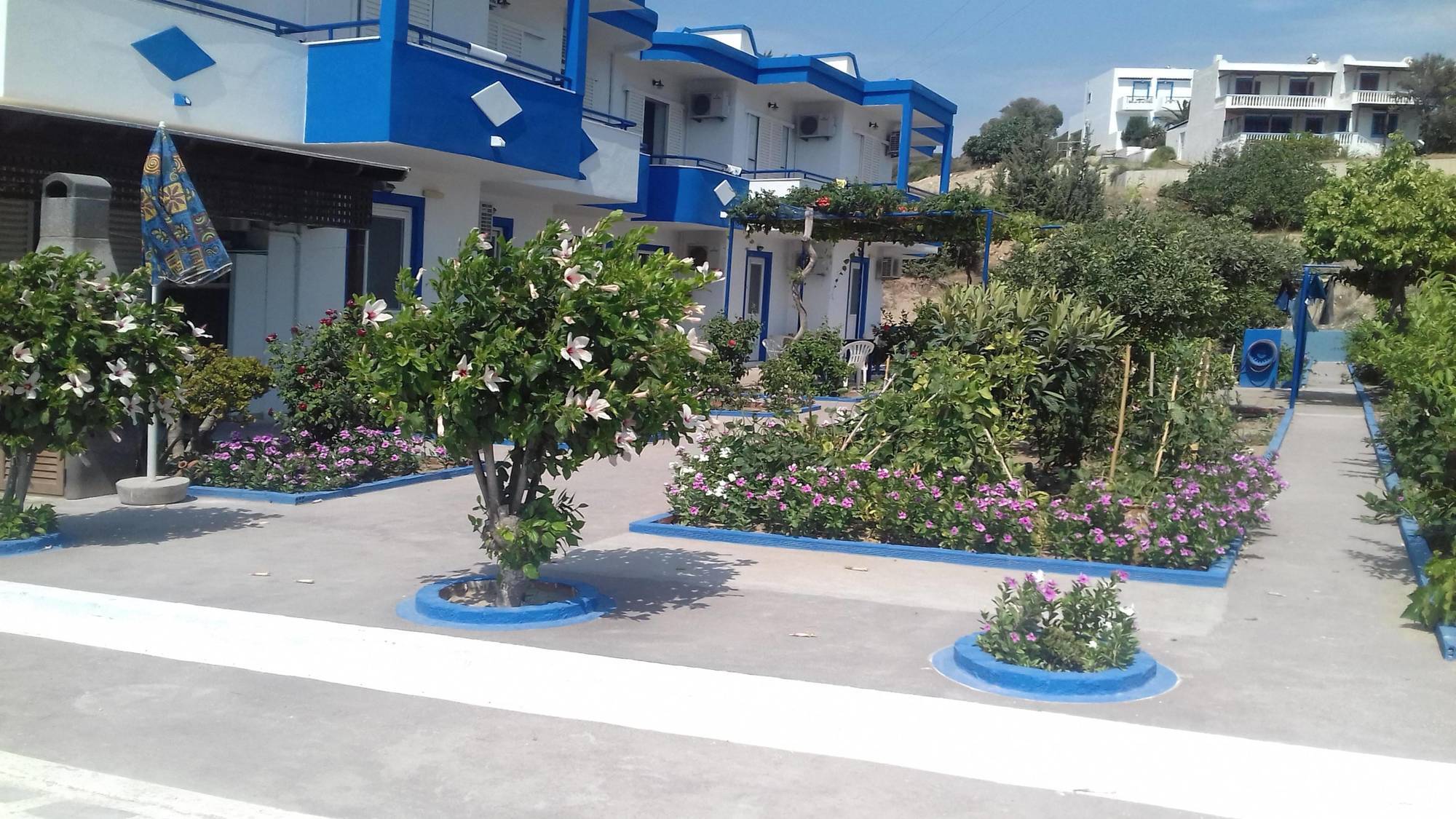 Aparthotel Manolis