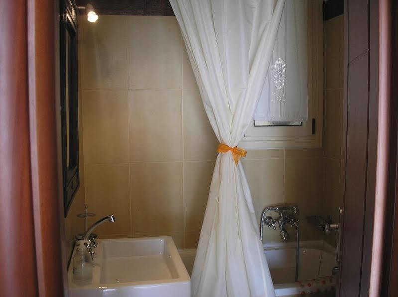 Nostimon Emar Apartment *