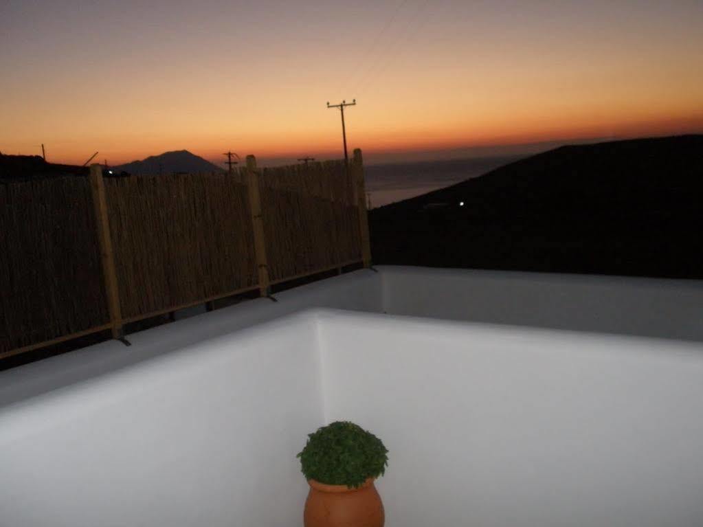 Plakes Sunset 3* Plaka (Milos)