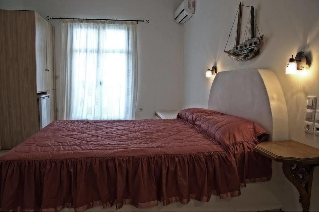 Plakes Sunset Hotel 3*