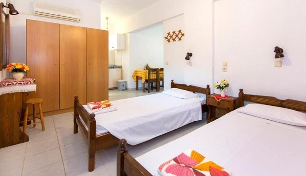 Aparthotel Evi And 3*