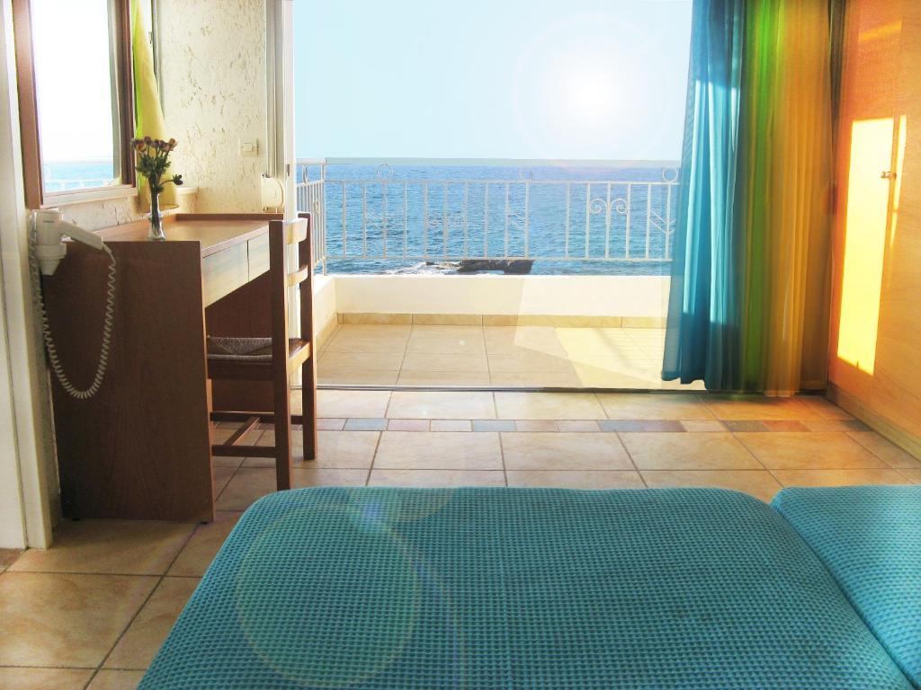 Romantica Hersonissos (Crete)