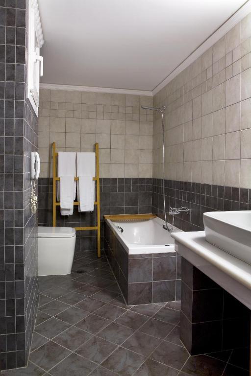 Hotel Akti 2*