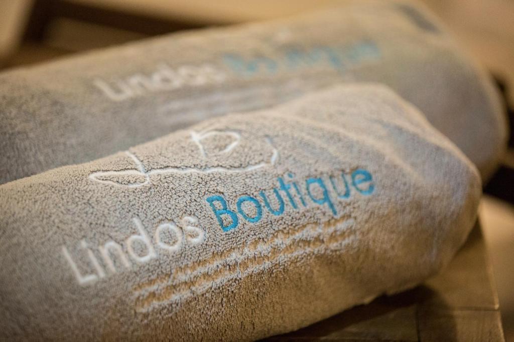 Boutique - Adults Only *