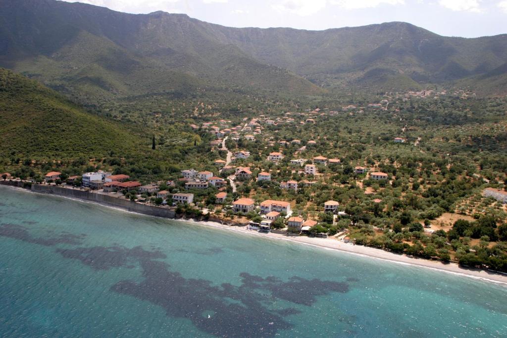 Patelis Aparthotel