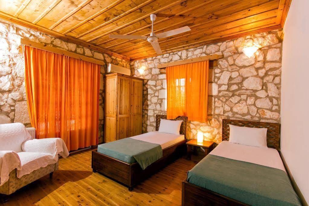 Hotel Liuba 3*