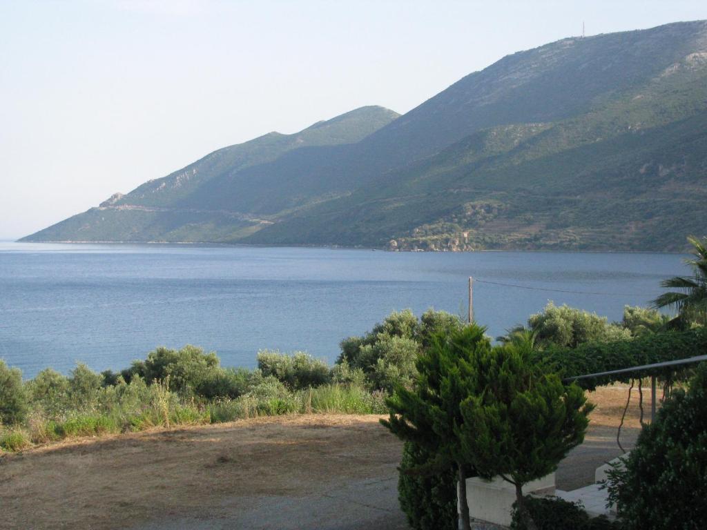 Skoutari Beach 2*