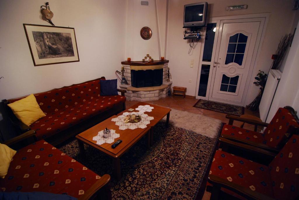 To Spiti Tis Pareas Apartment Agios Nikolaos (Central Greece)