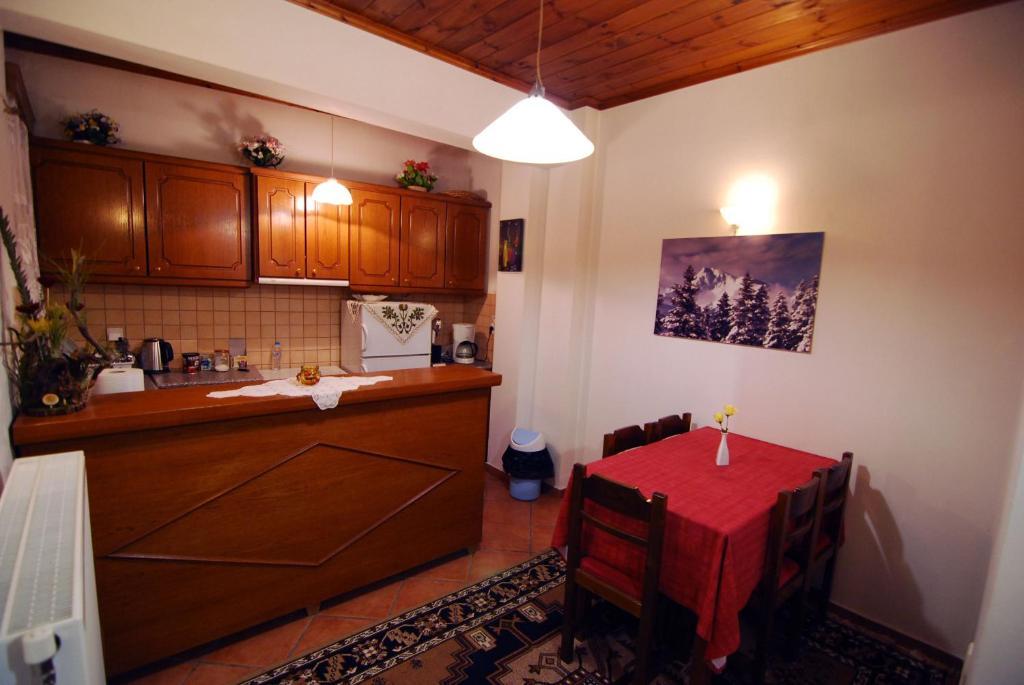 Apartment To Spiti Tis Pareas *
