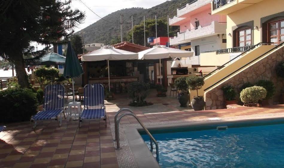 Kiriakos Aparthotel 3*
