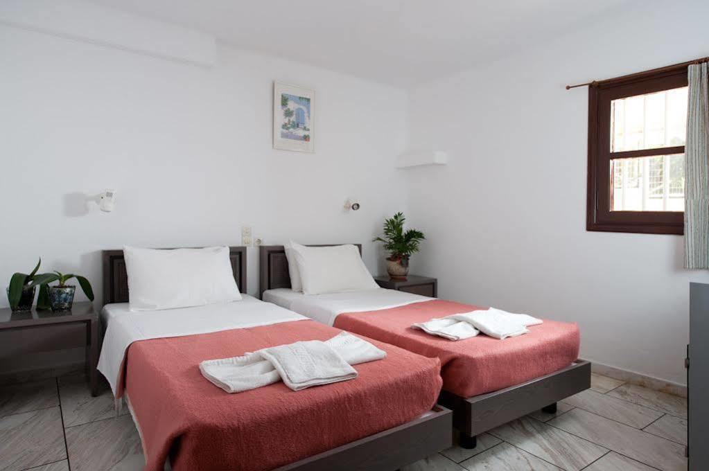 Kiriakos Aparthotel