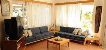 Veronica Aparthotel