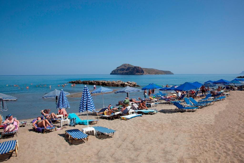 Ermis Aparthotel 3*