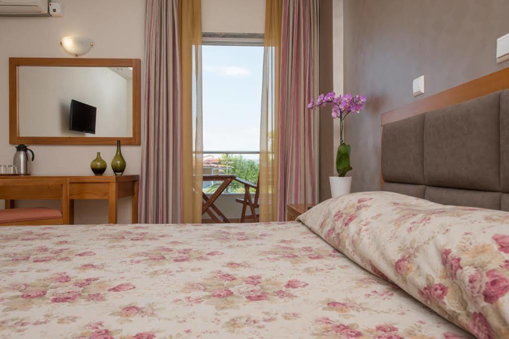 Aethria Hotel 3*