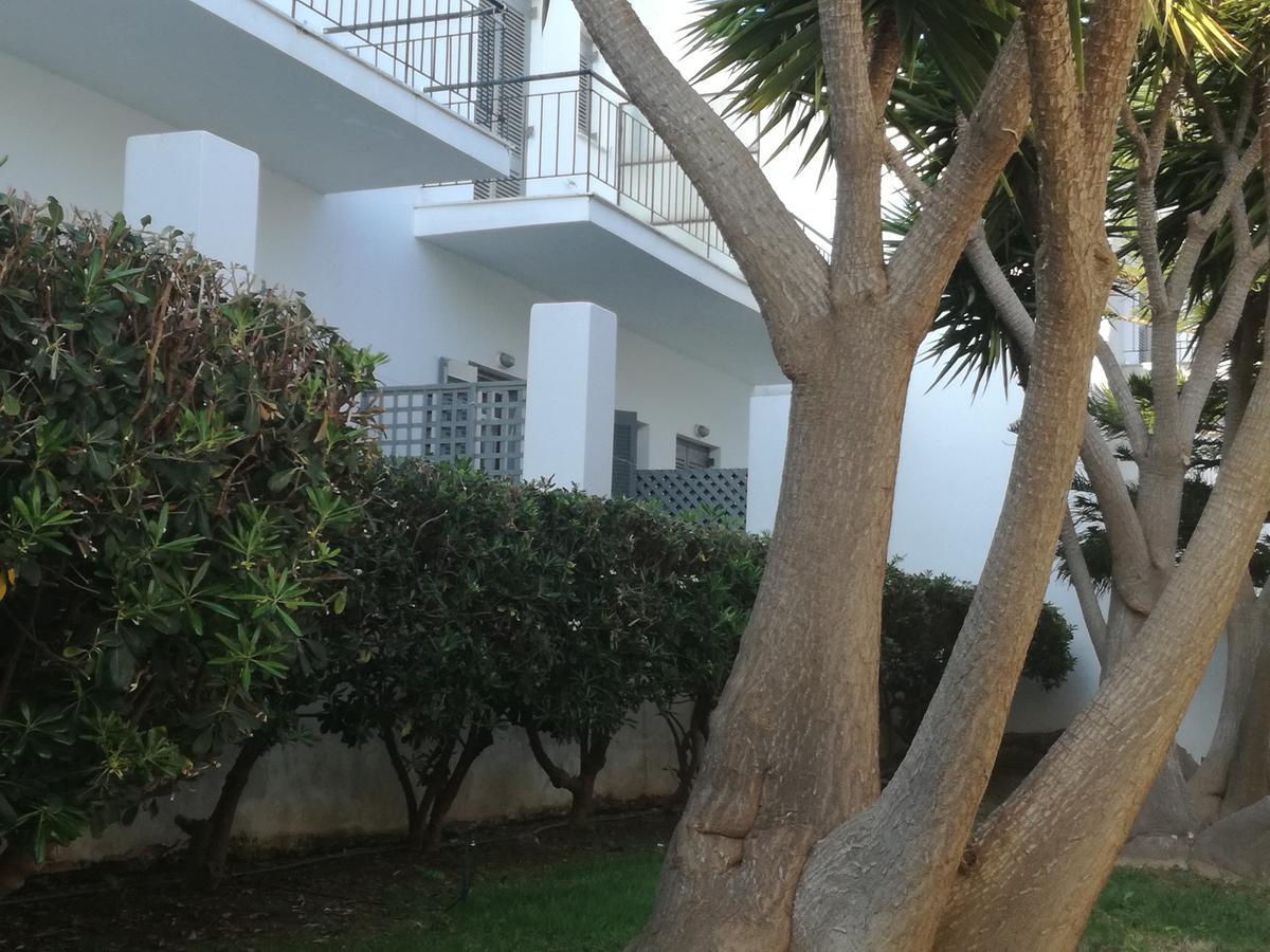 Ostria & Aparthotel Gavrio