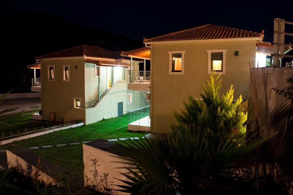 Holiday home Aselinos