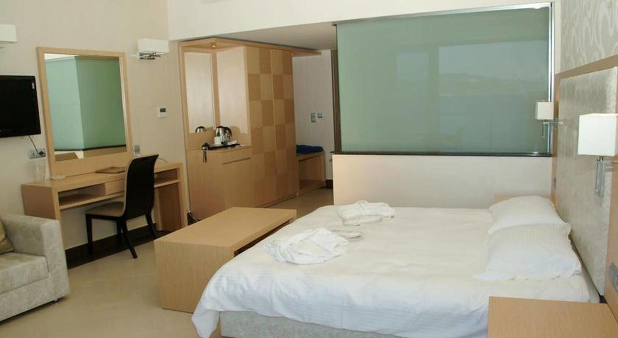 Hotel Ionian Emerald 5*