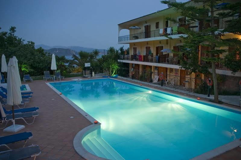 Bella Vista And 2*