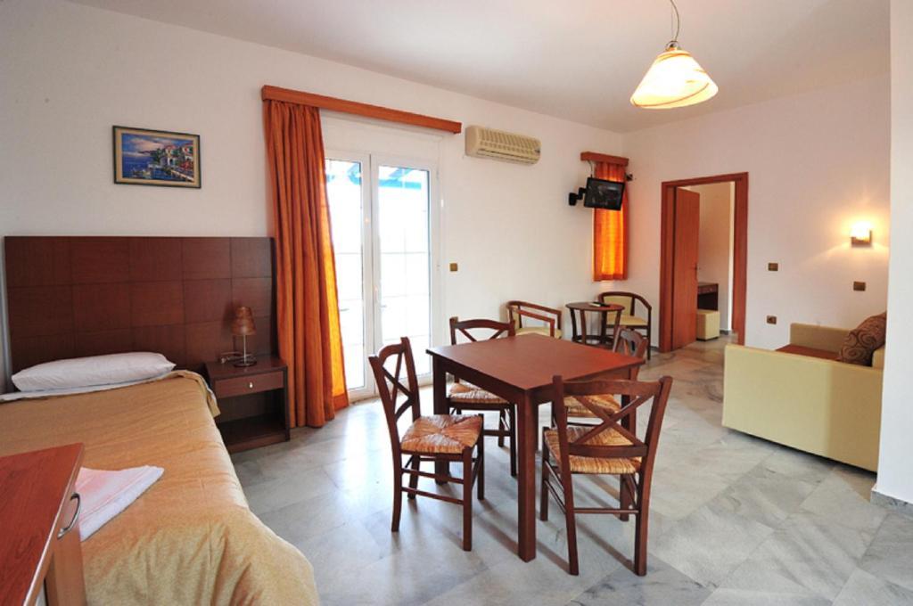 Anna Ageliki Aparthotel Damnoni