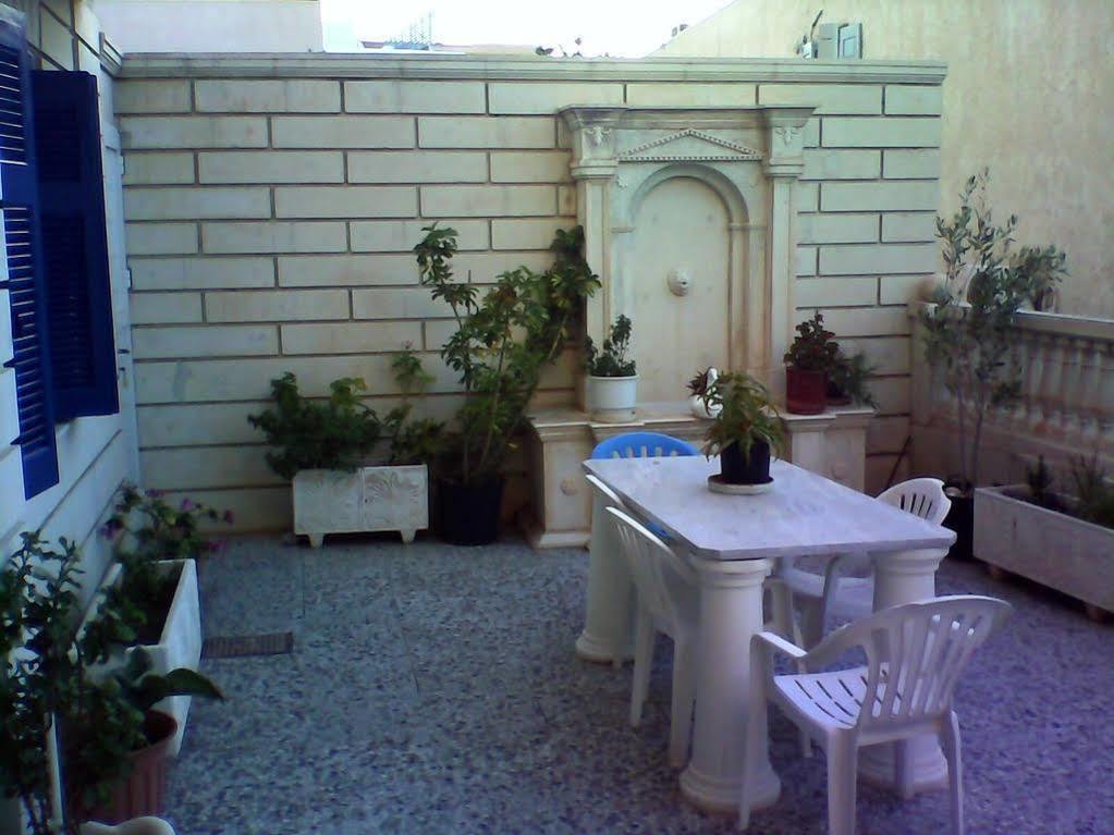 Parthenon Hotel