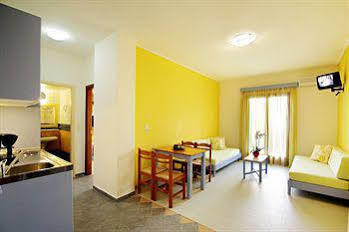 Apartment Raisakis *