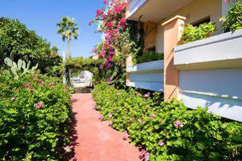 Raisakis Apartment Agia Marina (Crete)