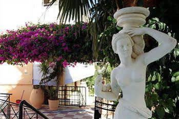 Raisakis * Agia Marina (Crete)