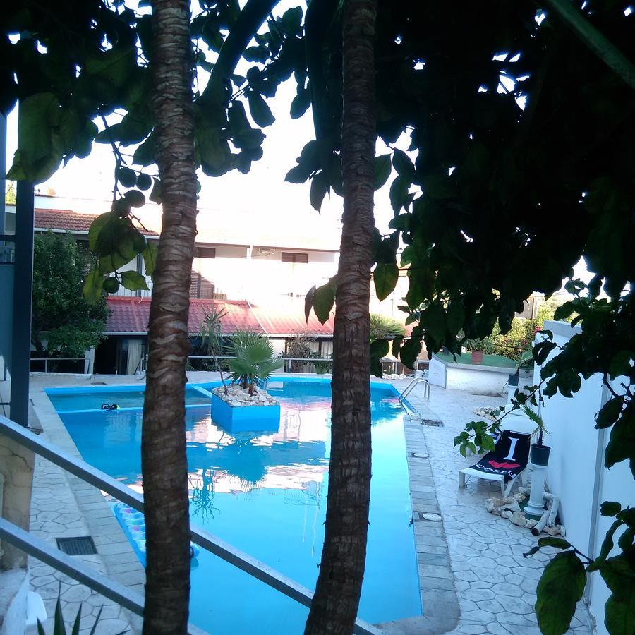 Aragorn Paradise Garden Hotel