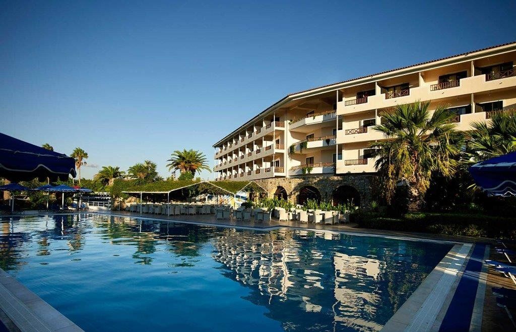 Resort Mitsis Ramira 5*