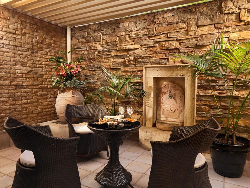 Hotel Holiday Suites