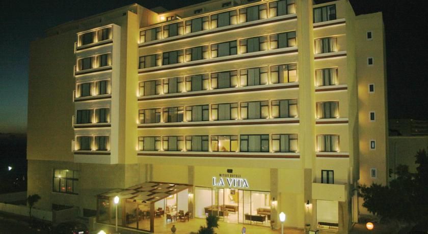 Mitsis La Hotel 4*