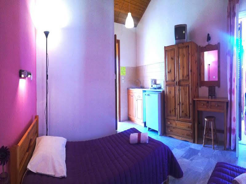Ionian Breeze Apartments Hotel 2*