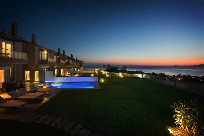 Sunny Villas *