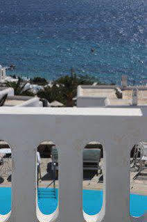 Voula &