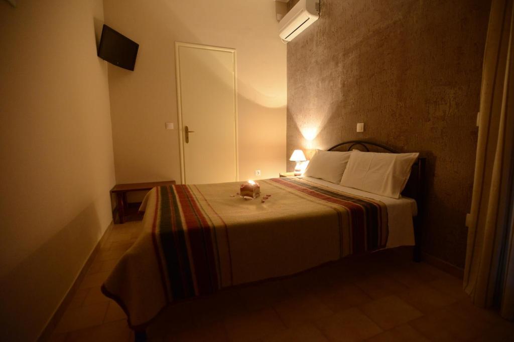 Argo Hotel Perama (Corfu)