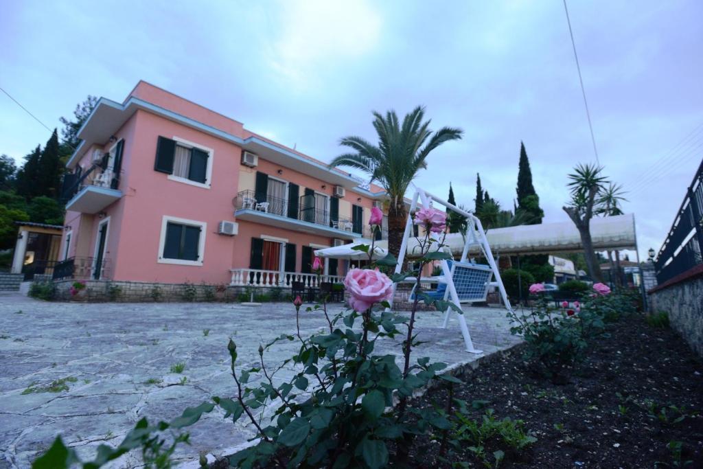 Argo Hotel