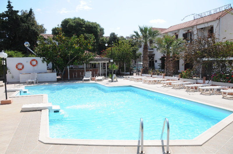Miranta - & Hotel Aegina