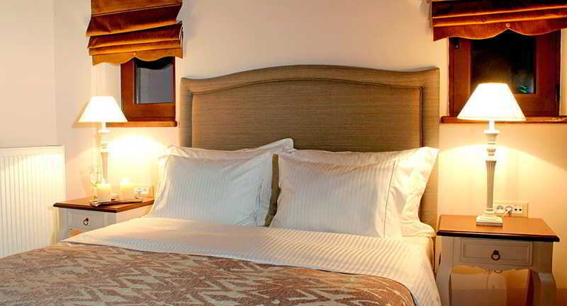 Nefeles Luxury Residences & Lounge 3* Kardaras