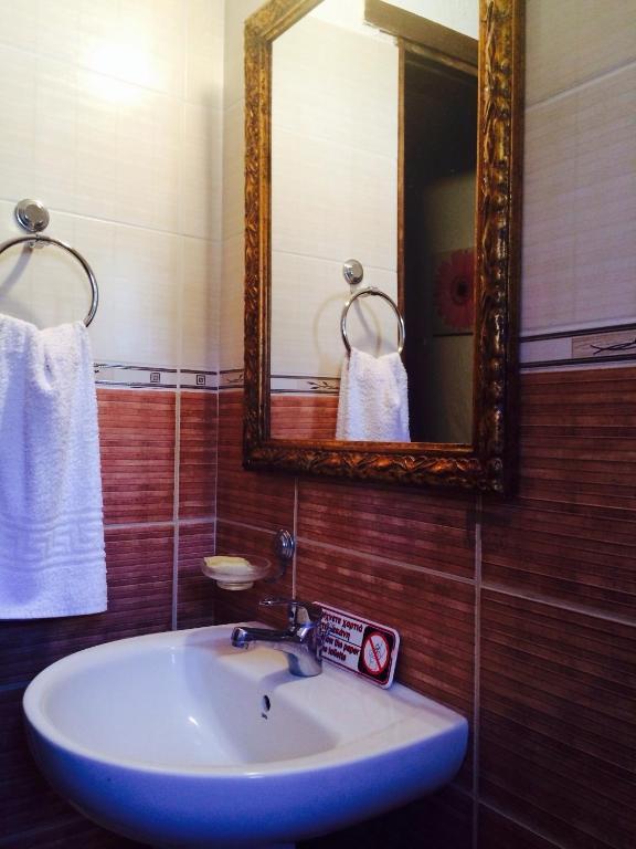 Greek House Hotel