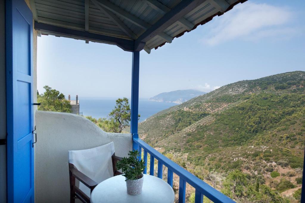 Apartment Chiliadromia Alonnisos Town