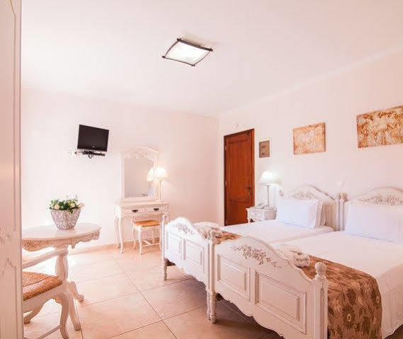 Astron Hotel 3*