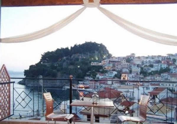 Petros Valtos Apartment