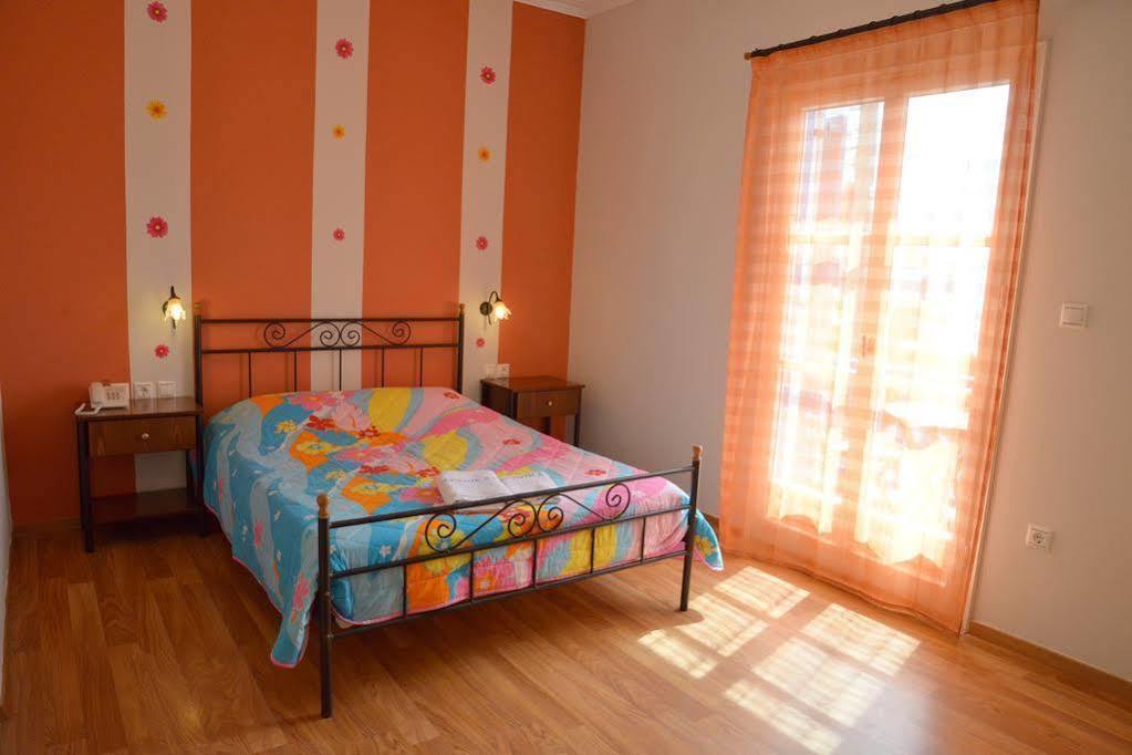 Finikas Apartment