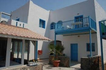 Socrates Apartmens & Restaurant Milatos