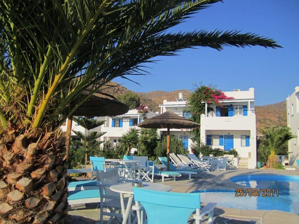 Island House 3* Mylopotas