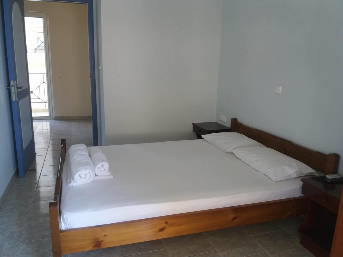 Aparthotel Garyfallia